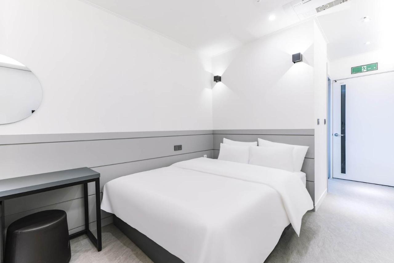 Pyeongtaek Godeok Rich Stay Hotel Εξωτερικό φωτογραφία