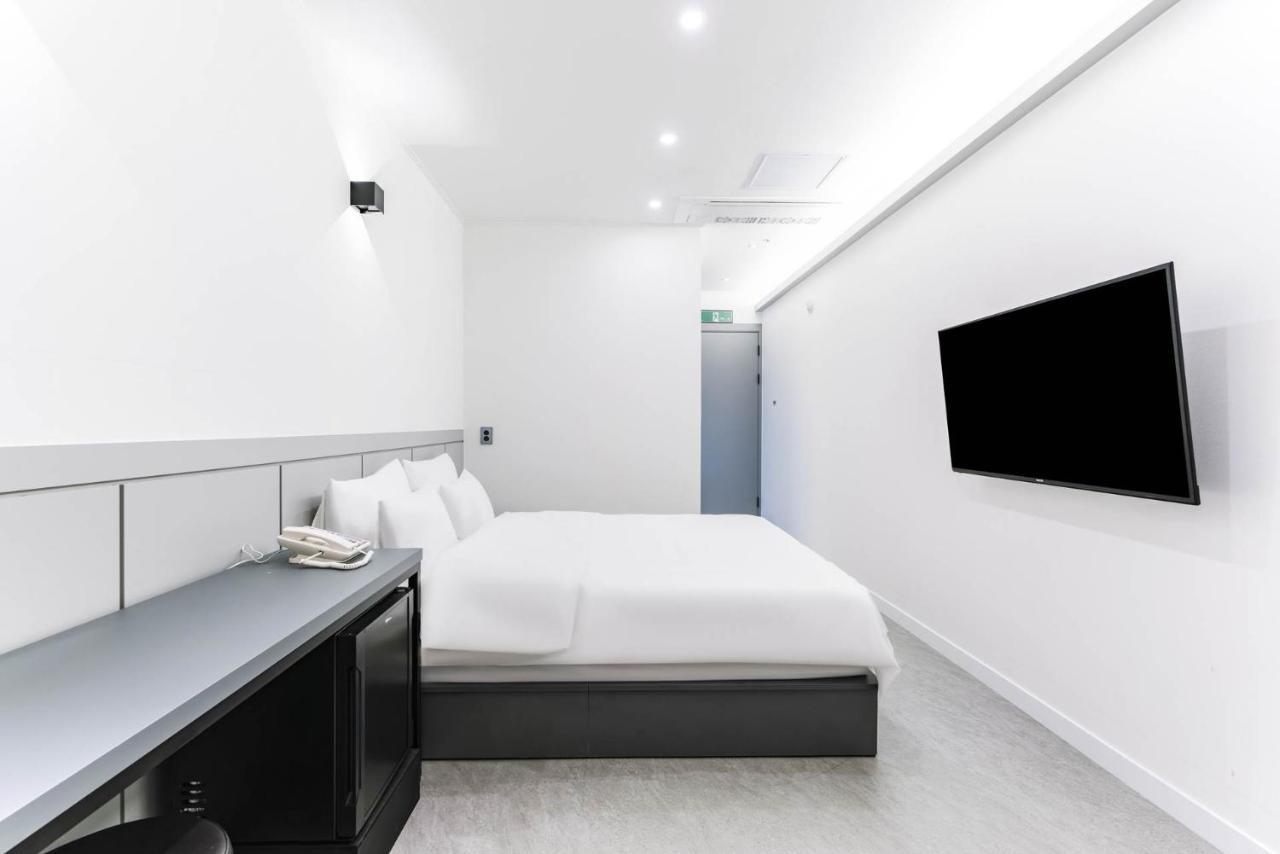 Pyeongtaek Godeok Rich Stay Hotel Εξωτερικό φωτογραφία