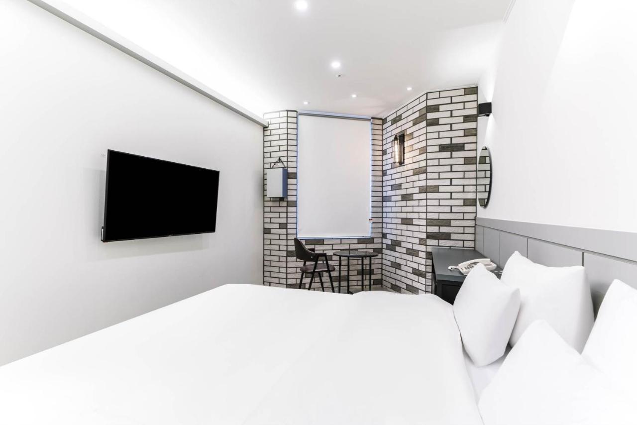 Pyeongtaek Godeok Rich Stay Hotel Εξωτερικό φωτογραφία