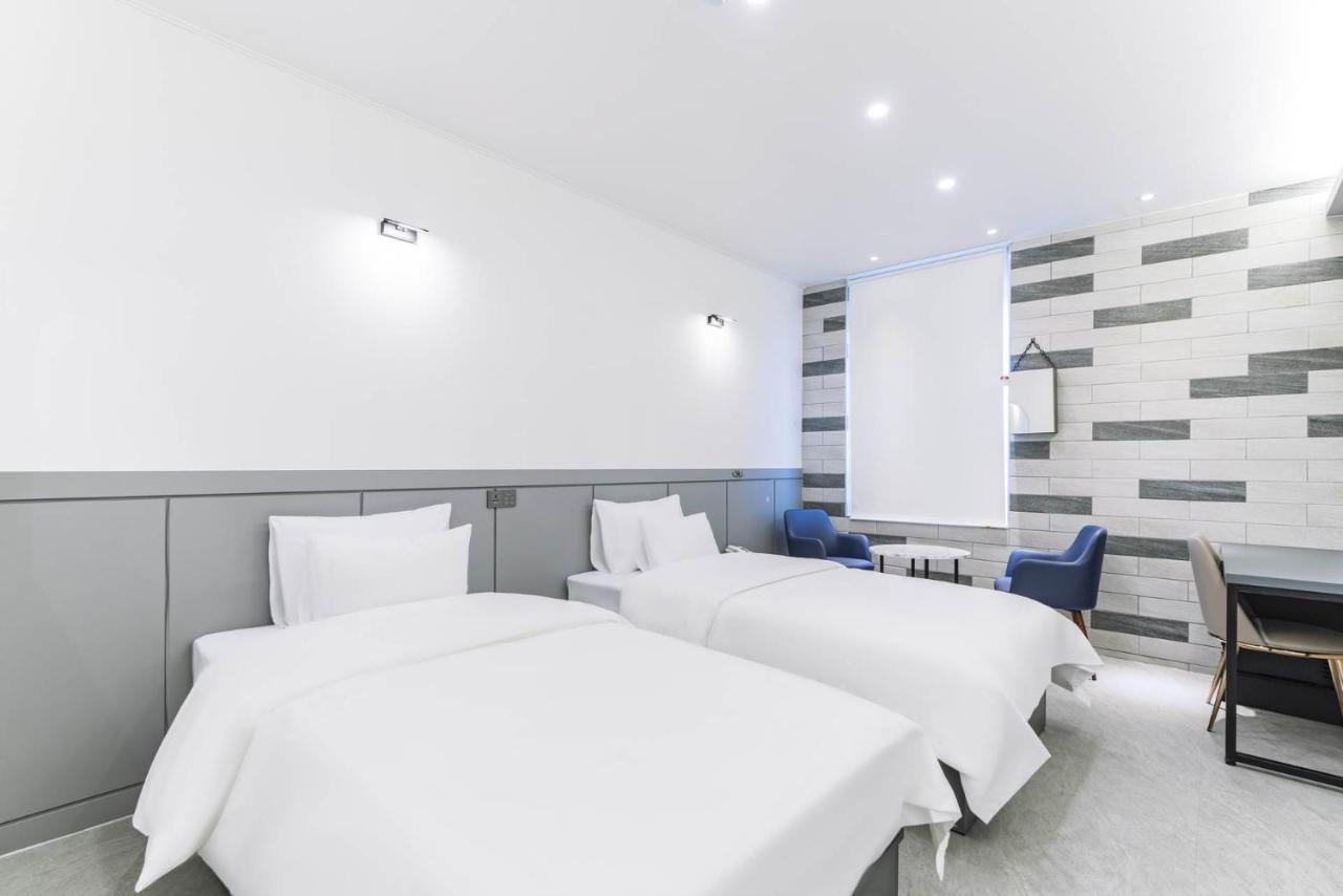 Pyeongtaek Godeok Rich Stay Hotel Εξωτερικό φωτογραφία