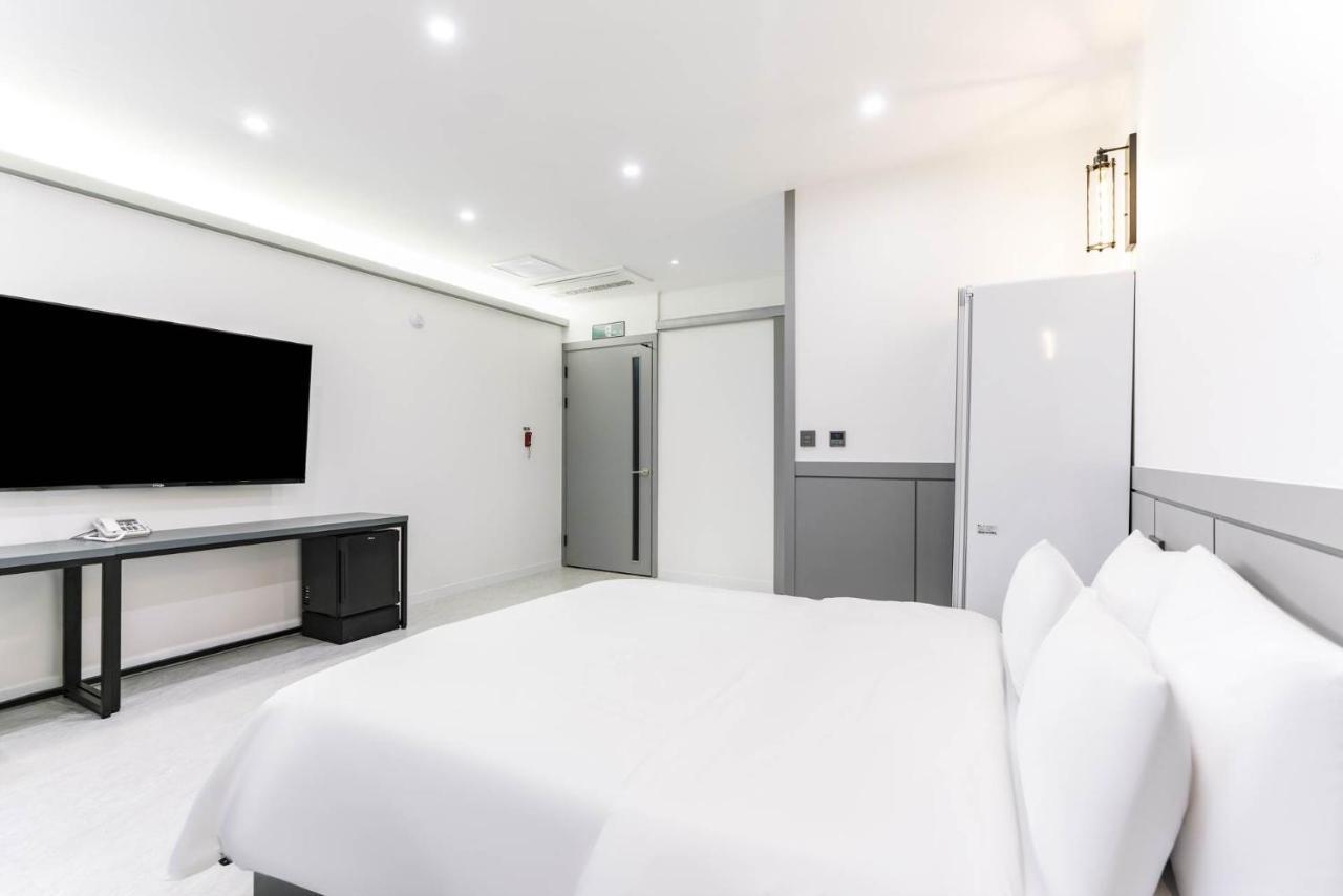 Pyeongtaek Godeok Rich Stay Hotel Εξωτερικό φωτογραφία