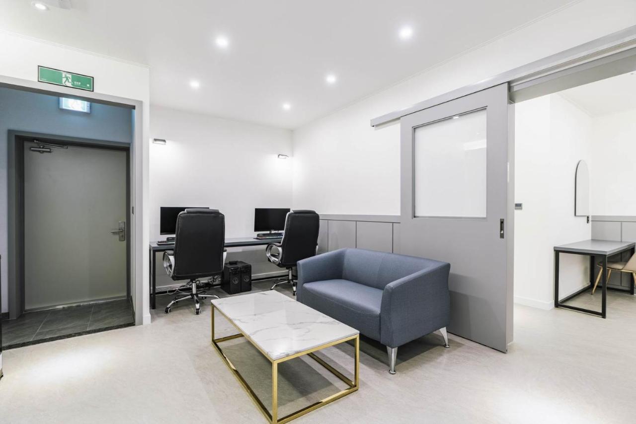 Pyeongtaek Godeok Rich Stay Hotel Εξωτερικό φωτογραφία